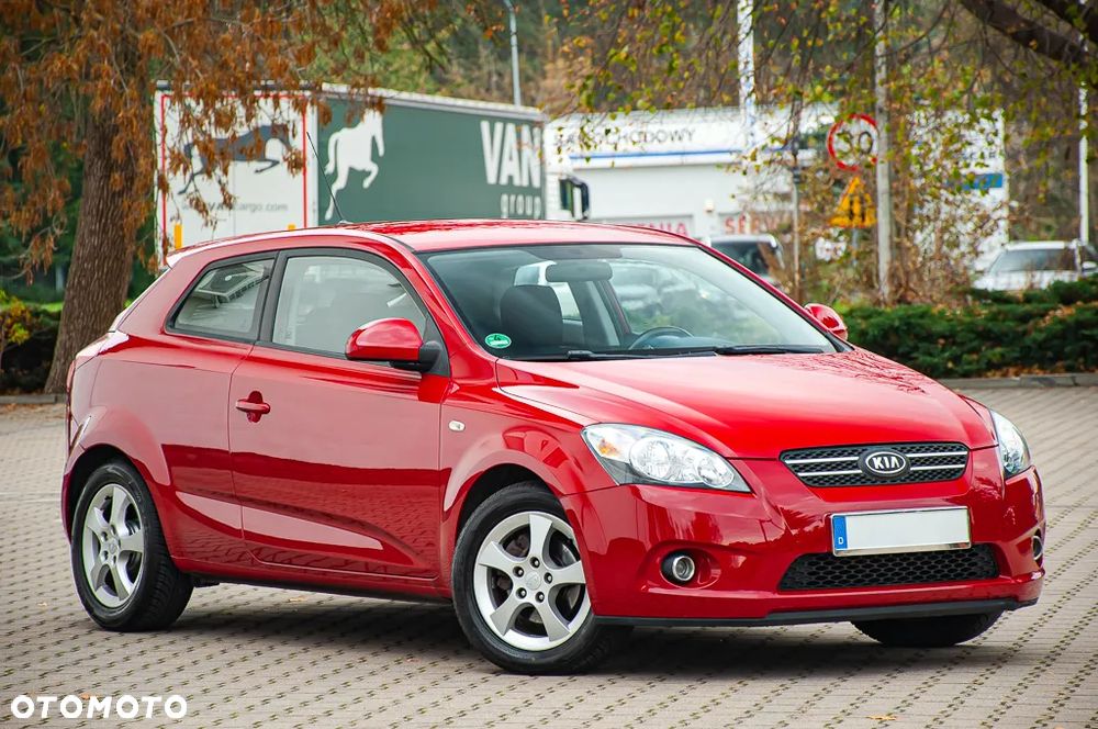 Kia ProCeed ver-pro-cee-d-1-6-comfort-plus - 8