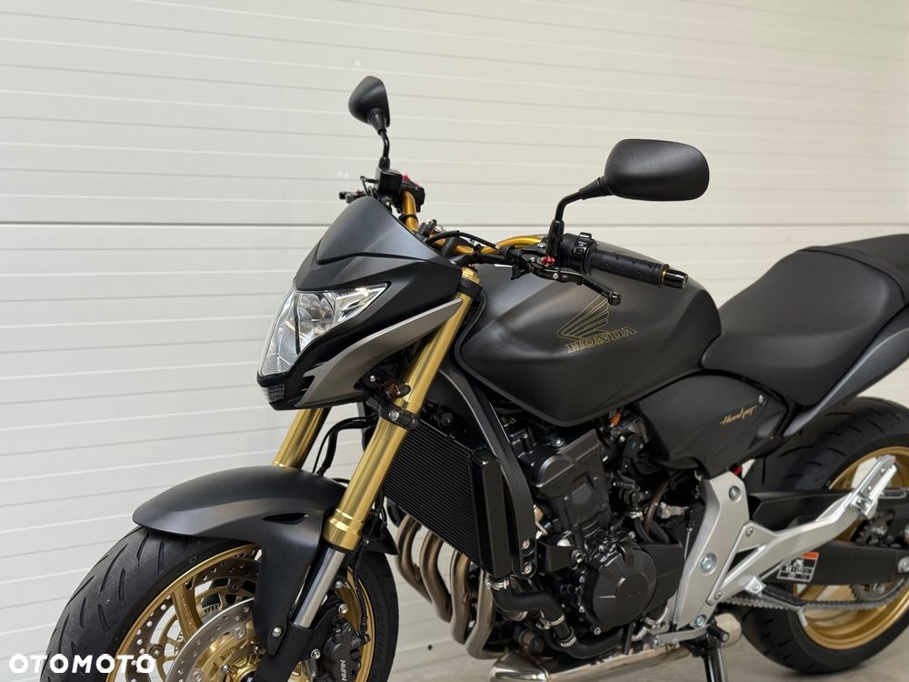 Honda Hornet - 22