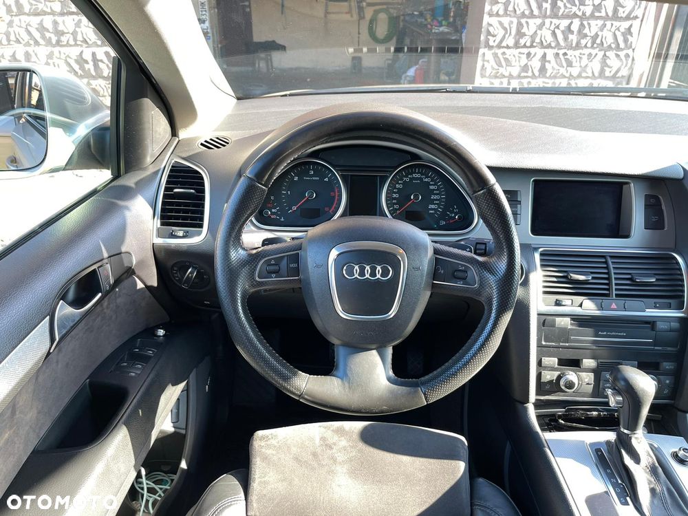 Audi Q7 3.0 TDI Quattro Tiptronic - 12