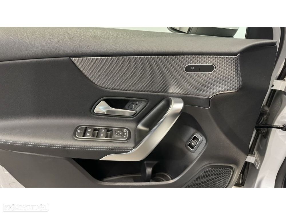 Mercedes-Benz A 250 e Progressive - 15