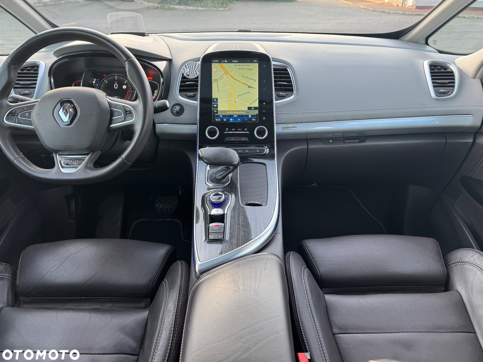 Renault Espace 1.6 dCi Energy Initiale Paris EDC - 21