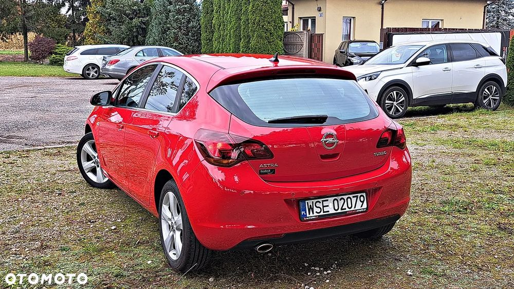 Opel Astra 1.4 Turbo Cosmo - 20