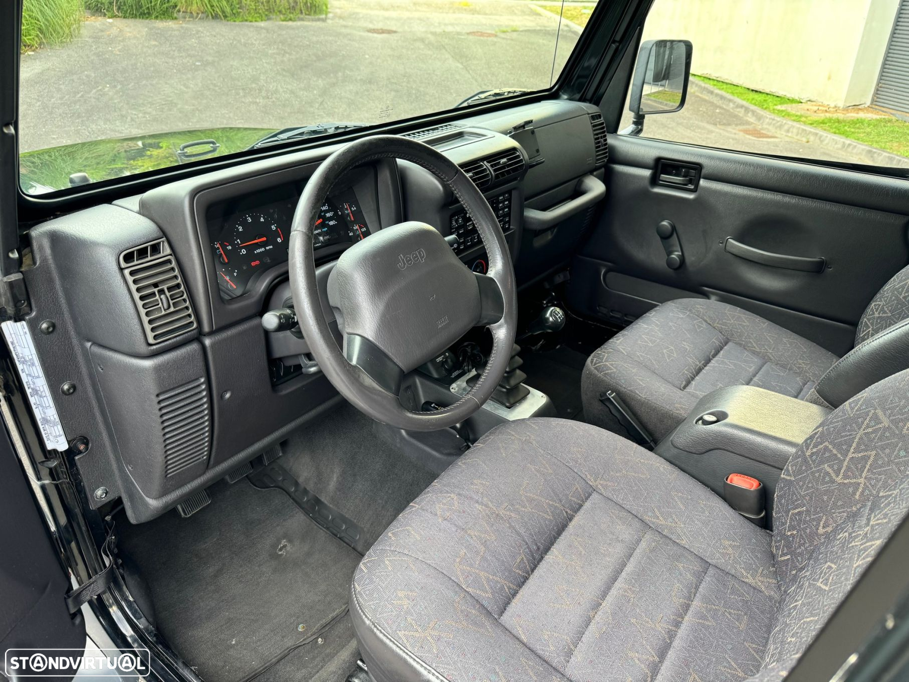 Jeep Wrangler 2.5 Sport Hard Top - 9