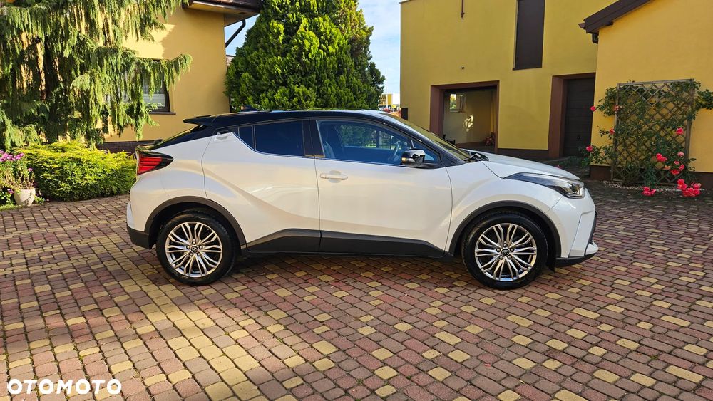 Toyota C-Hr 2022 photo 2