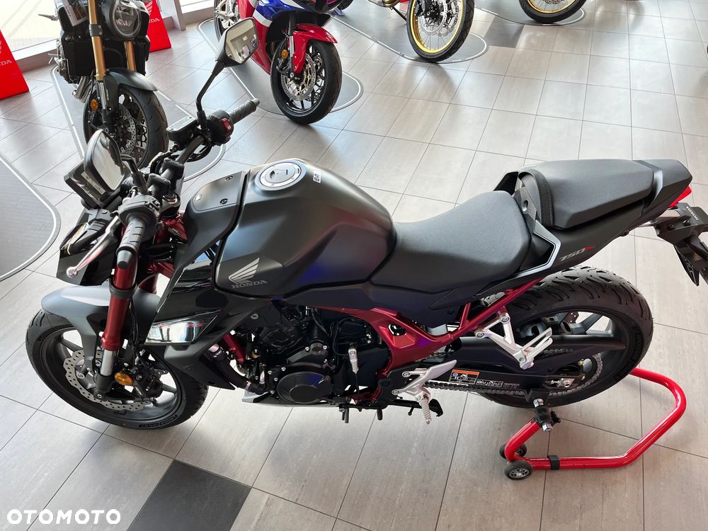 Honda CB - 7