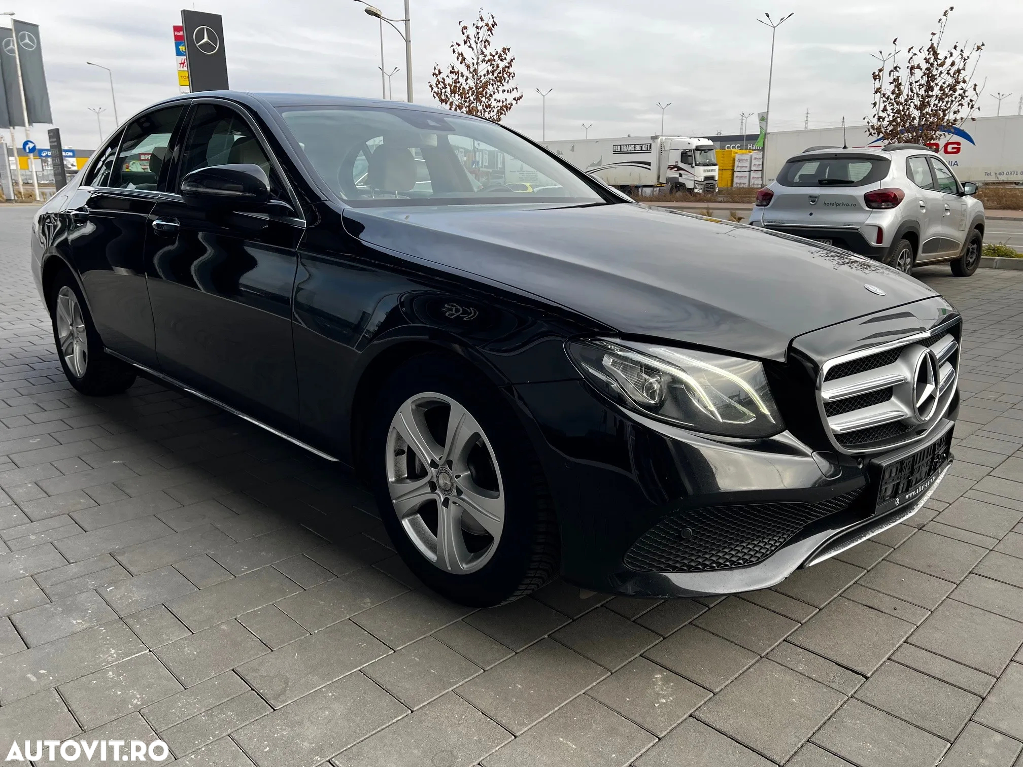 Mercedes-Benz E 220 d 4MATIC Aut. - 6