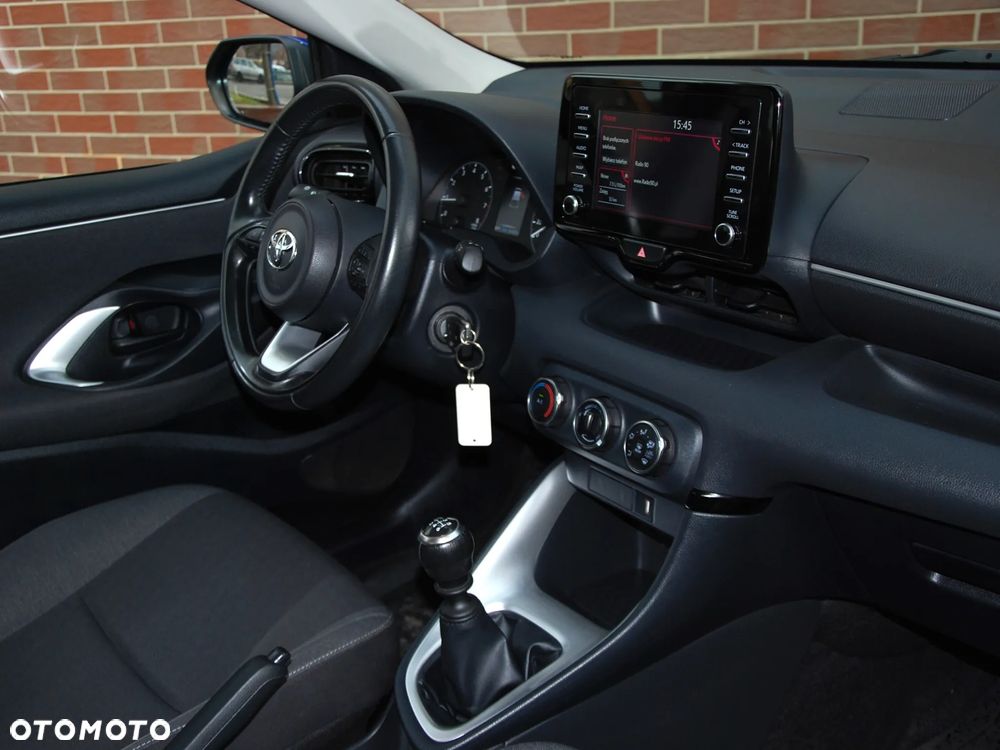 Toyota Yaris 1.5 Comfort - 12
