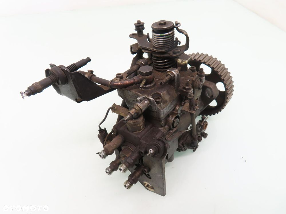 POMPA WTRYSKOWA VW GOLF III 1.9 D 0460484046 028130107Q - 3