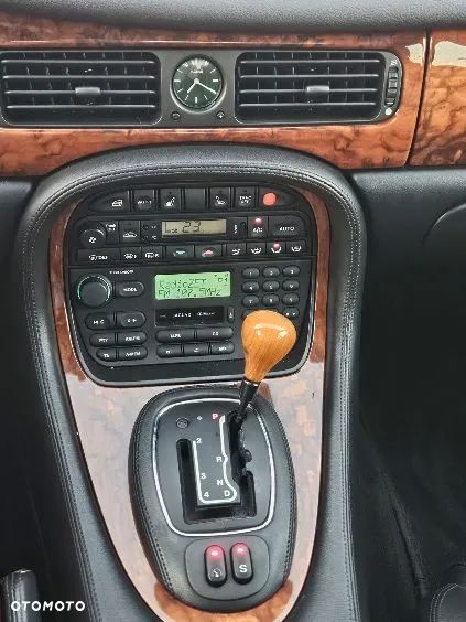 Jaguar XJR Standard - 22