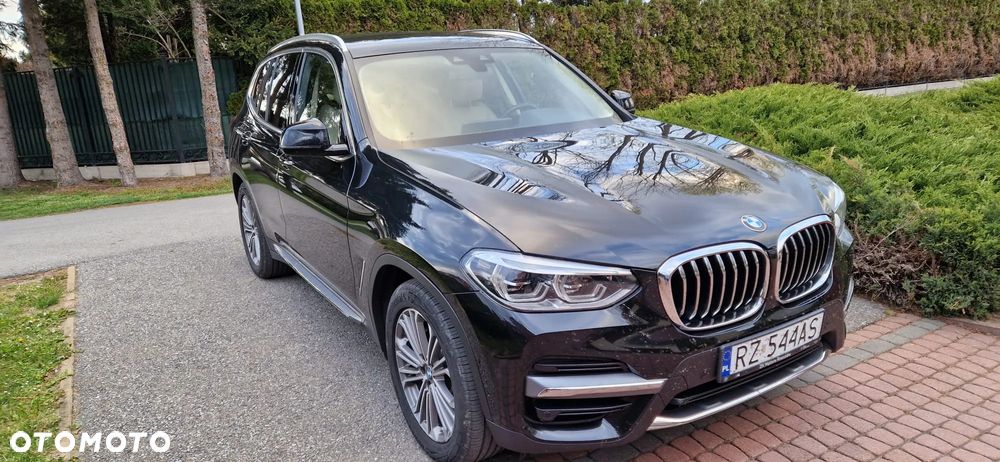 BMW X3 xDrive30i GPF Luxury Line - 1