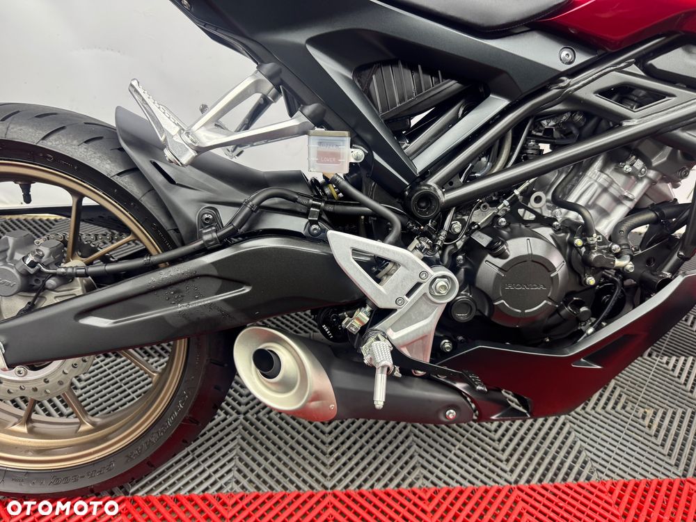 Honda CB - 27