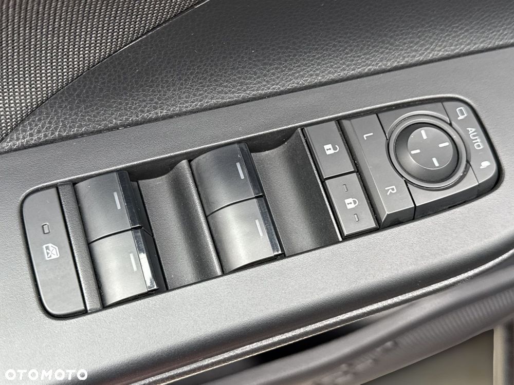 Toyota C-HR 1.8 Hybrid Style - 22