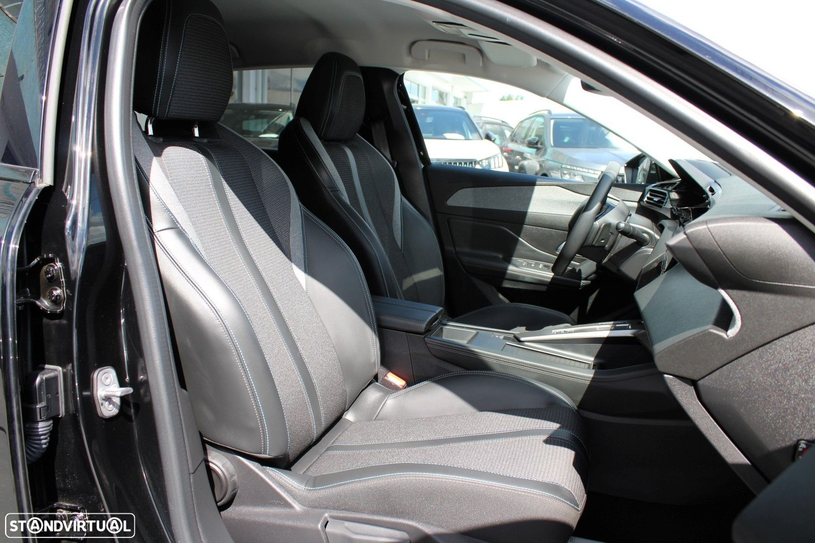 Peugeot 308 SW 1.2 PureTech Allure Pack EAT8 - 21