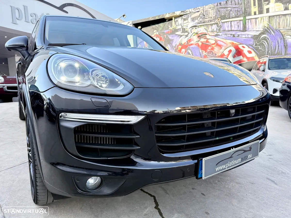 Porsche Cayenne Platinum Edition - 42