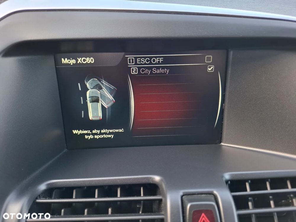 Volvo XC 60 D3 Momentum - 19