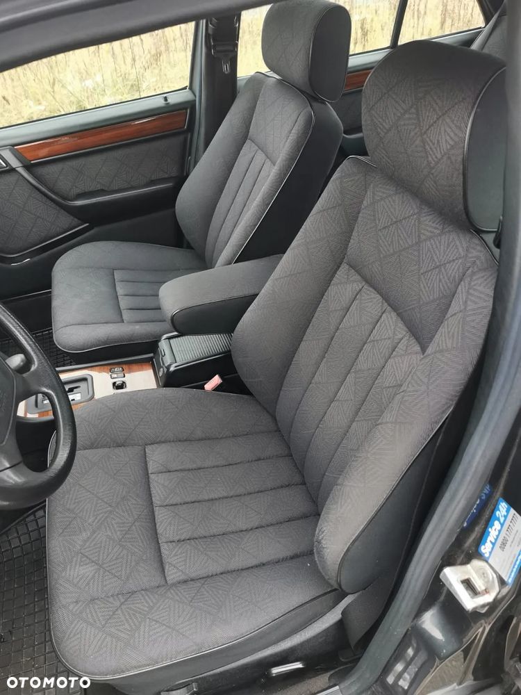 Mercedes-Benz W124 (1984-1993) - 10