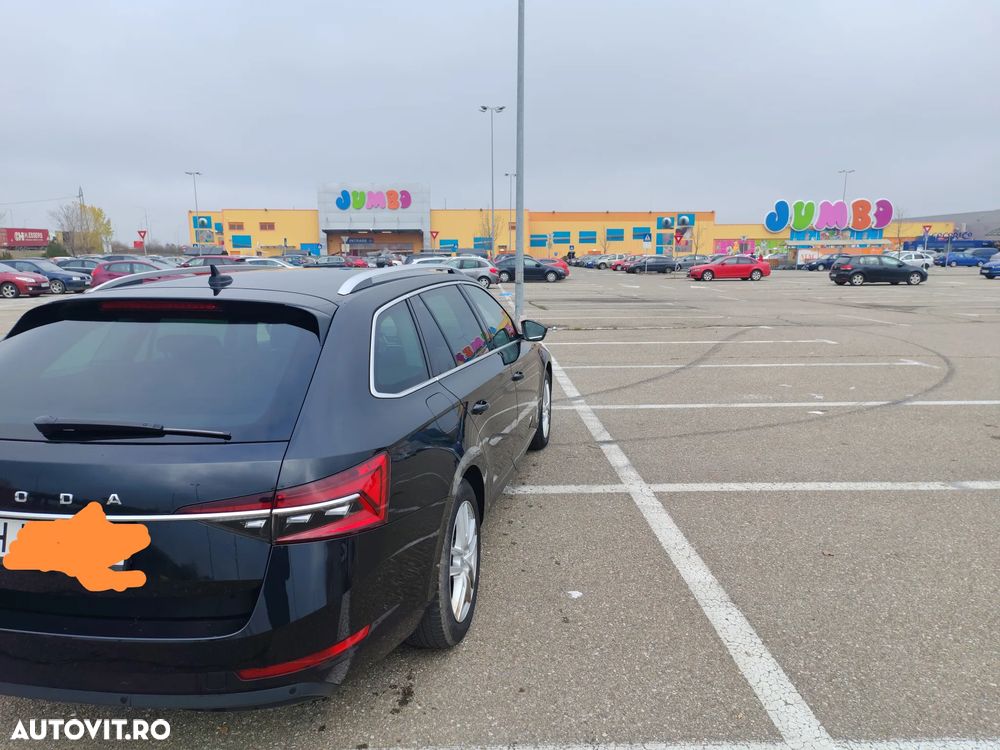 Skoda Superb Combi 2.0 TDI DSG Style - 8