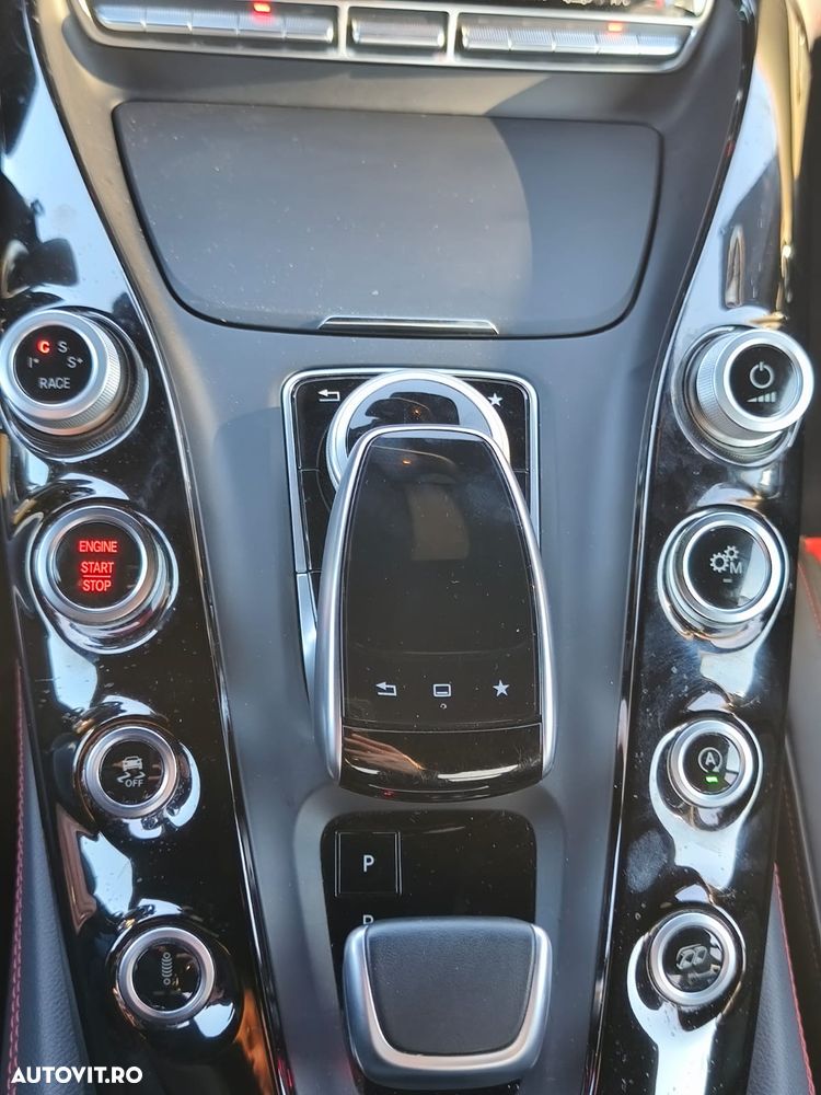 Mercedes-Benz AMG GT - 17