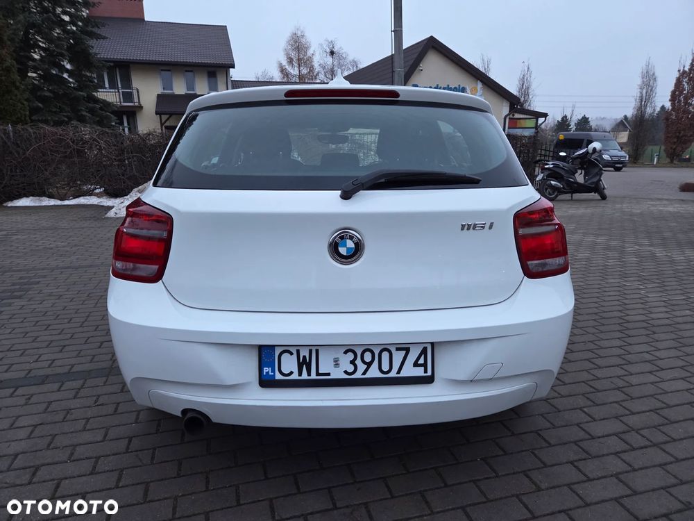 BMW Seria 1 116i Sport Line - 5