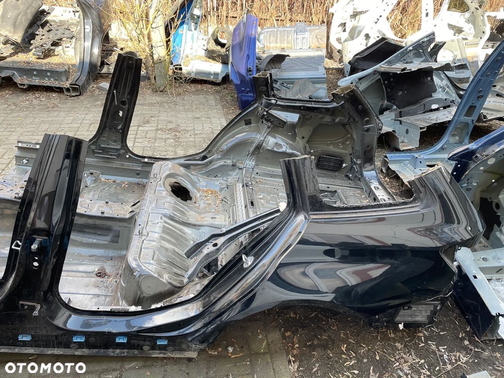 BMW M3 G81 lewy tył błotnik ćwiartka lewa tylna poszycie - 1