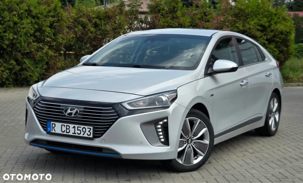 Hyundai IONIQ 1.6 GDI Premium - 3