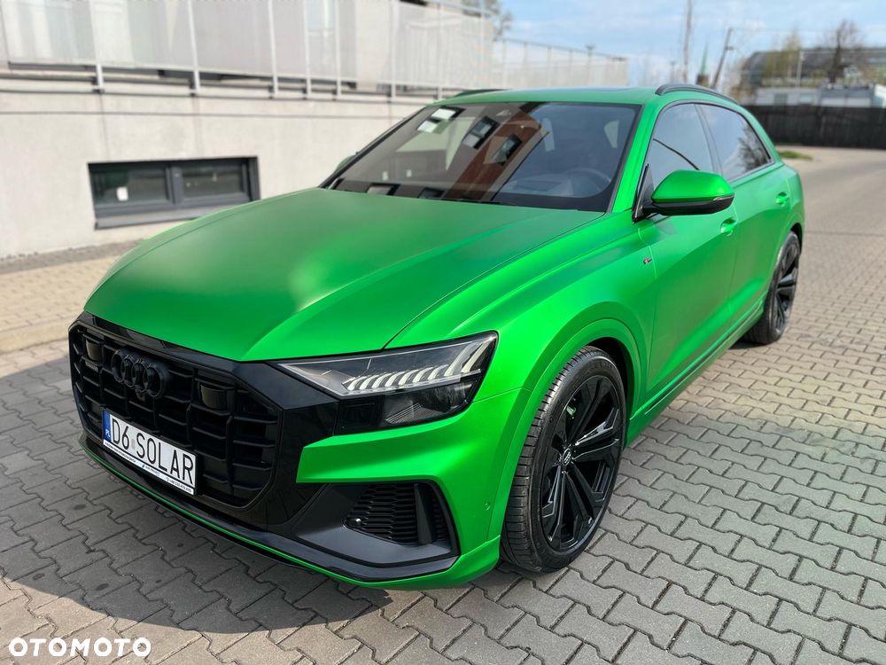 Audi Q8 - 10
