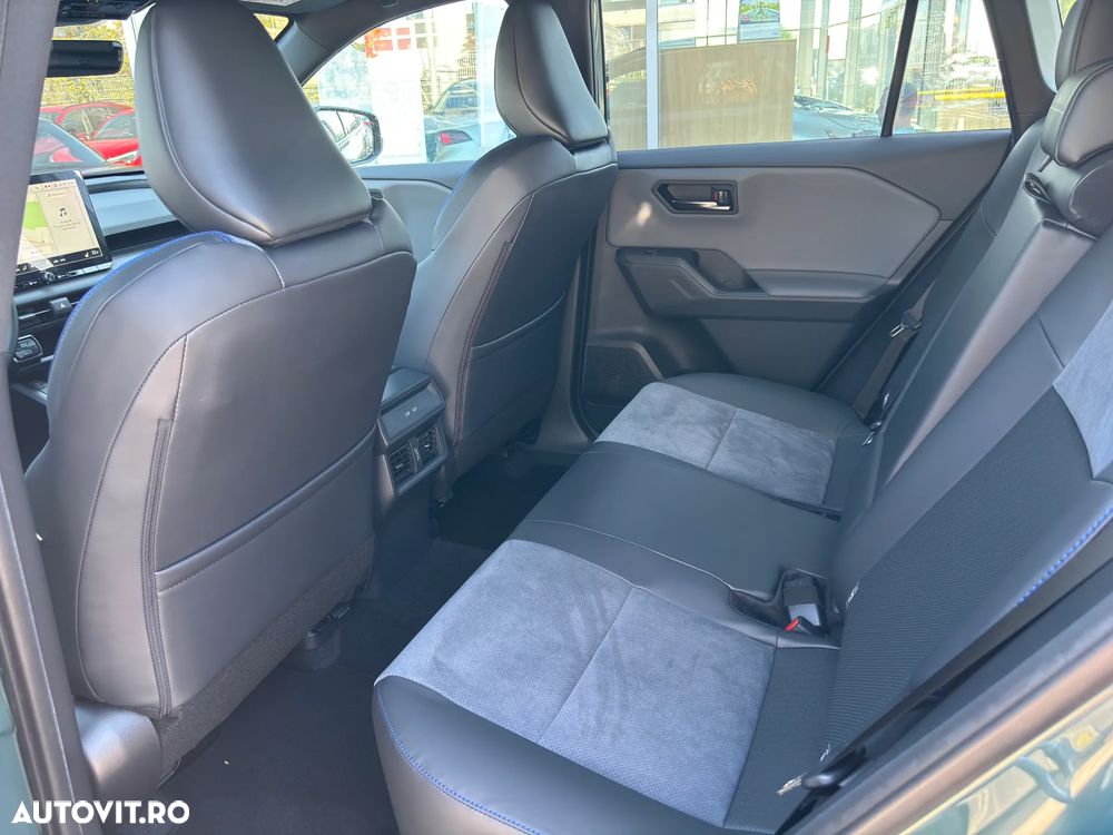Toyota RAV4 2.5 PHEV AWD Style - 19