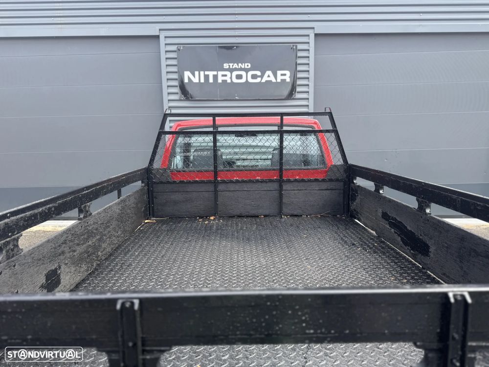 Nissan PICK-UP D21 TD 25 4X4 3 LUGARES - 17