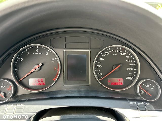 Audi A4 Avant 1.8T - 13