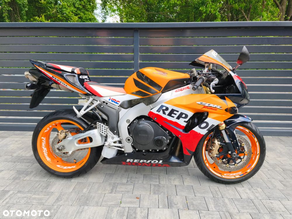 Honda CBR - 11