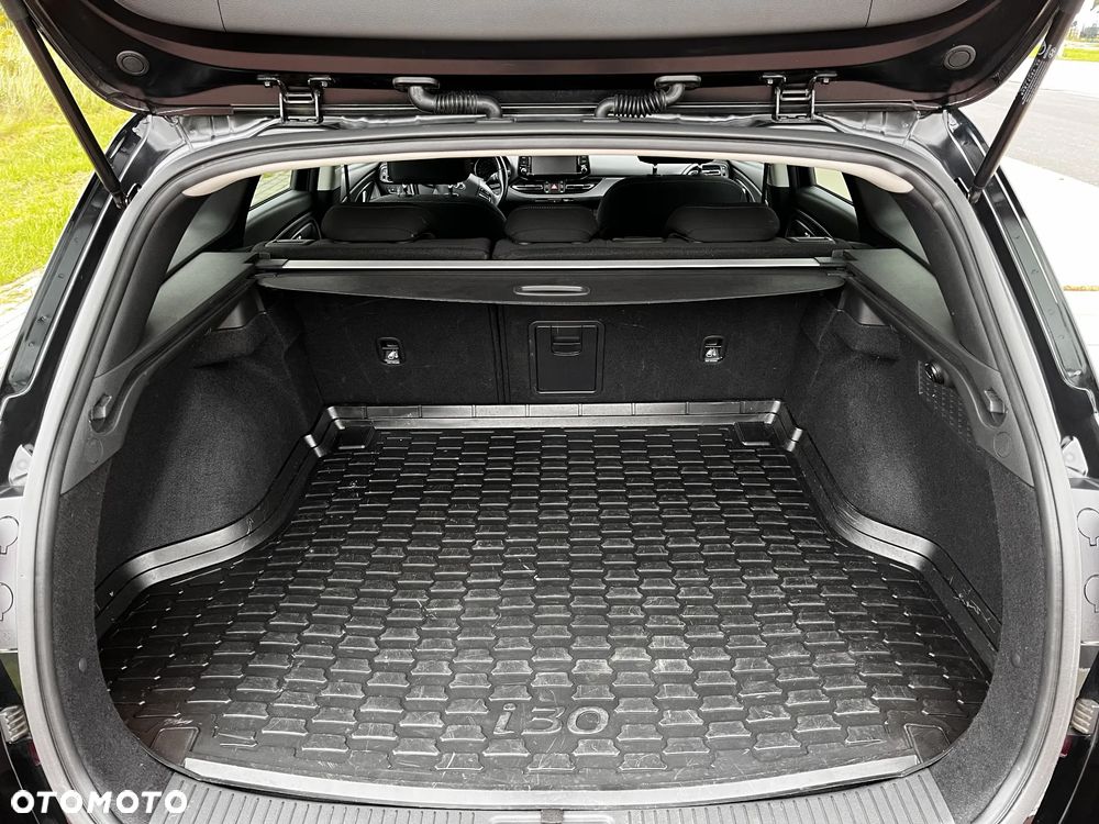 Hyundai i30 1.0 T-GDI Smart DCT - 12
