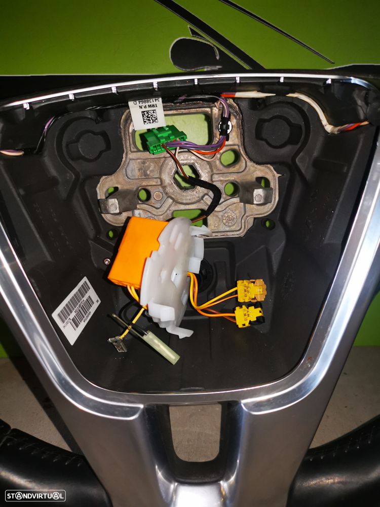 VOLVO V40 D2 VOLANTE - 129 - 4