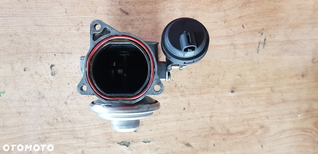 VW PASAT B5 LIFT ZAWÓR EGR 038131501AA - 3