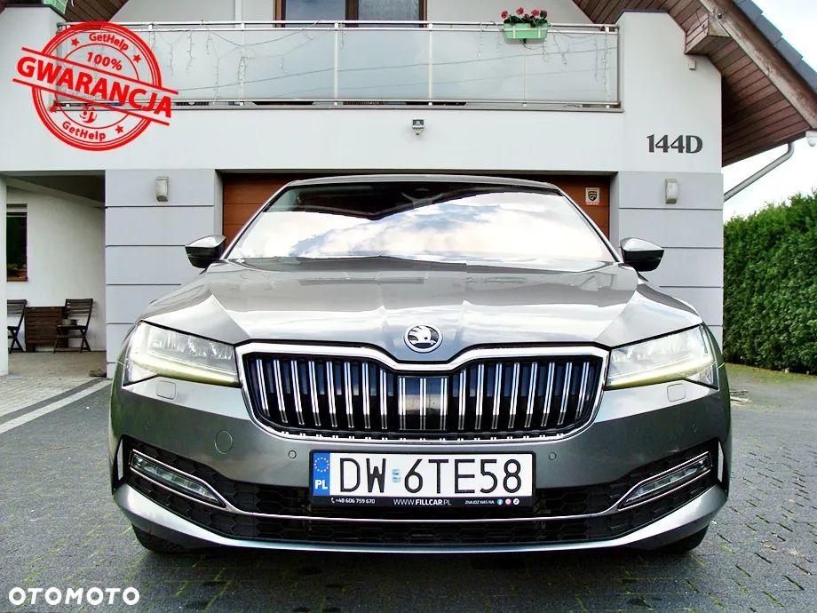 Skoda Superb 2.0 TDI DSG Premium Edition - 11