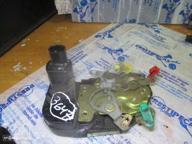 Fecho FEC3647 CHRYSLER VOYAGER 1999 FE 2 PINOS - 4