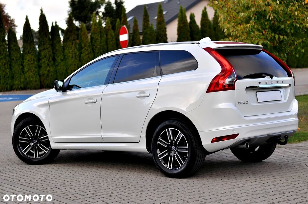 Volvo XC 60 D4 Summum - 9
