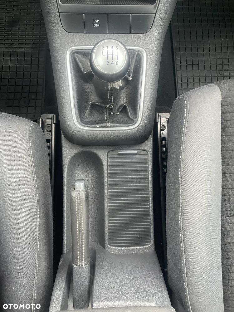 Volkswagen Golf Plus 2.0 TDI Comfortline - 16