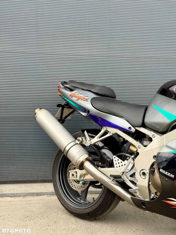 Kawasaki Ninja - 4