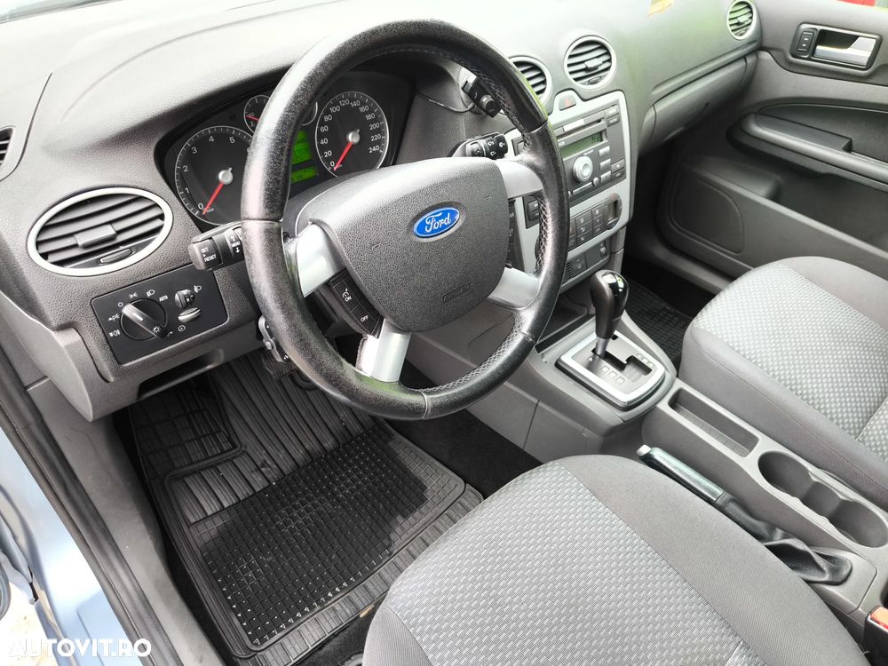Ford Focus - 12