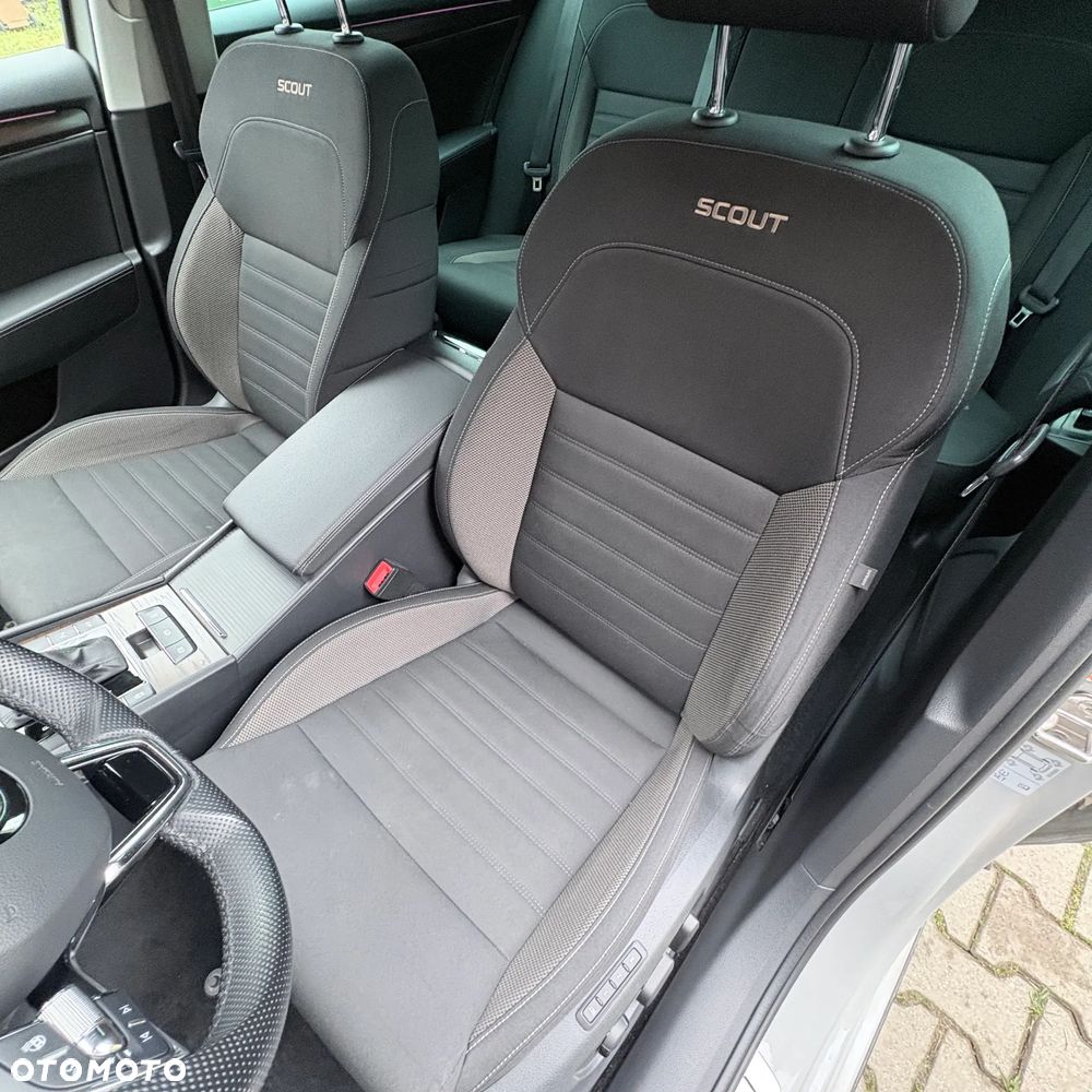Skoda Superb 2.0 TSI 4x4 Scout DSG - 8