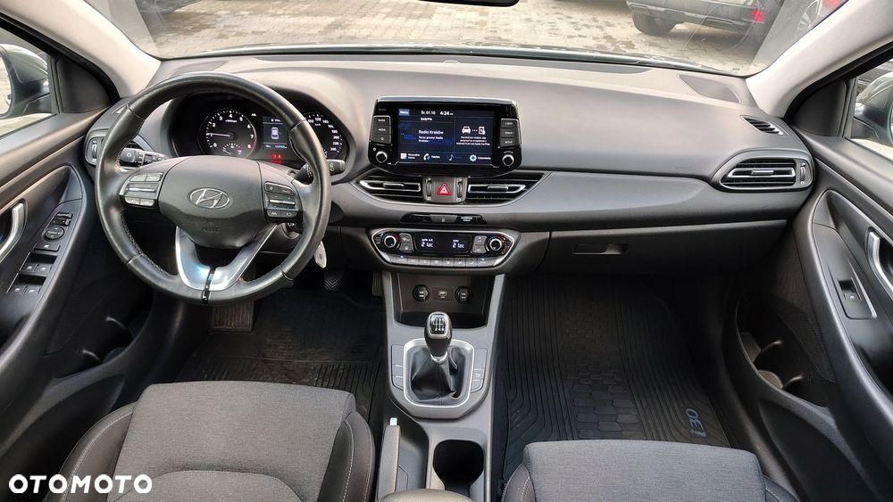 Hyundai i30 1.5 DPI Comfort - 9