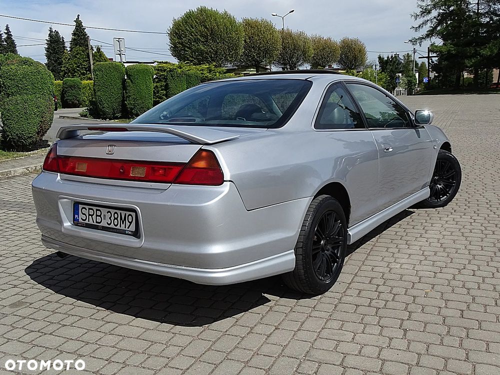 Honda Accord - 4