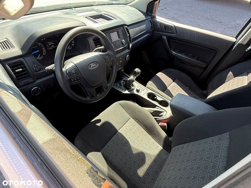 Ford Ranger - 10