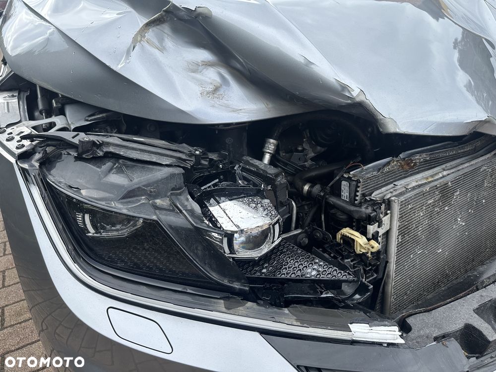 Volkswagen Arteon 2.0 TDI SCR 4Motion DSG R-Line - 13