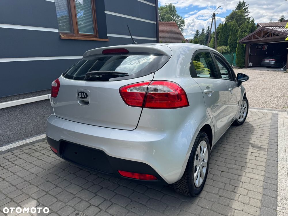 Kia Rio 1.2 Business Line - 2