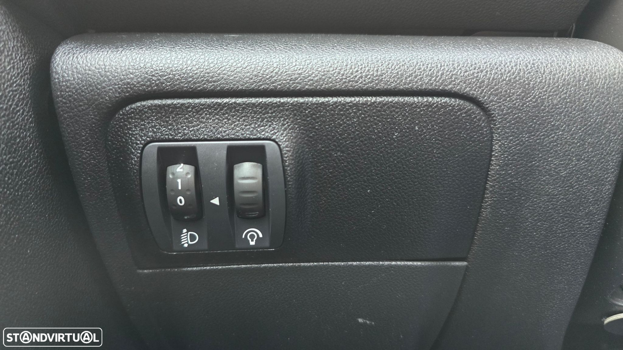 Renault Mégane 1.5 Blue dCi Intens - 11