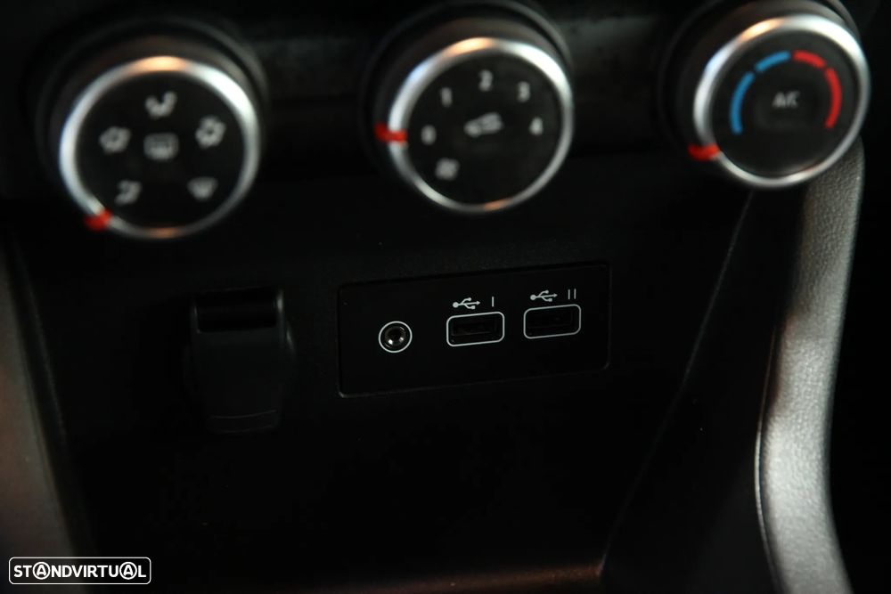 Renault Clio 1.0 TCe Evolution Bi-Fuel - 13