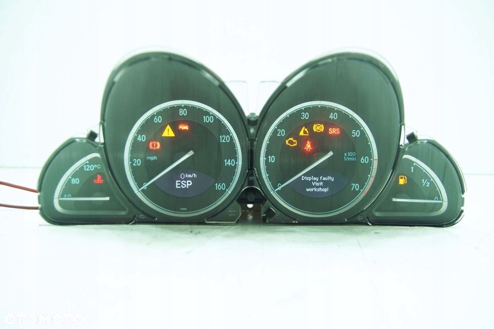 LICZNIK A2305405211 MERCEDES SL500 SL R230 02-