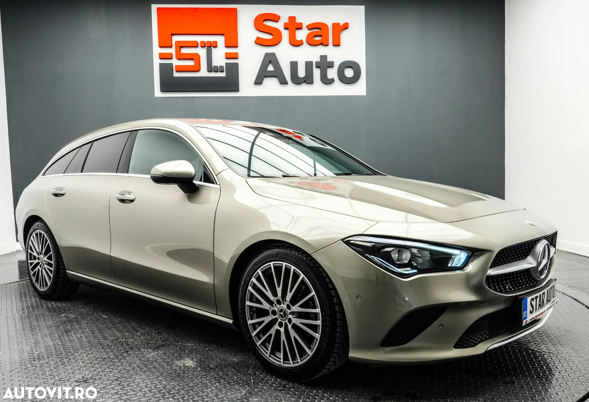 Mercedes-Benz CLA - 4