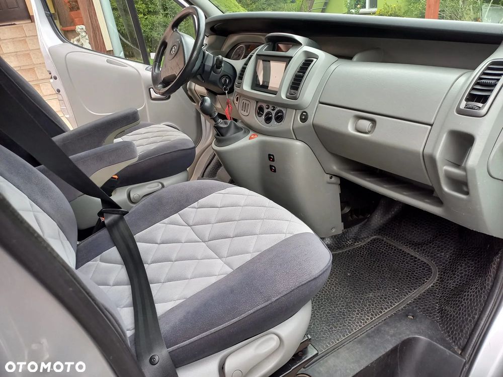 Opel Vivaro - 6